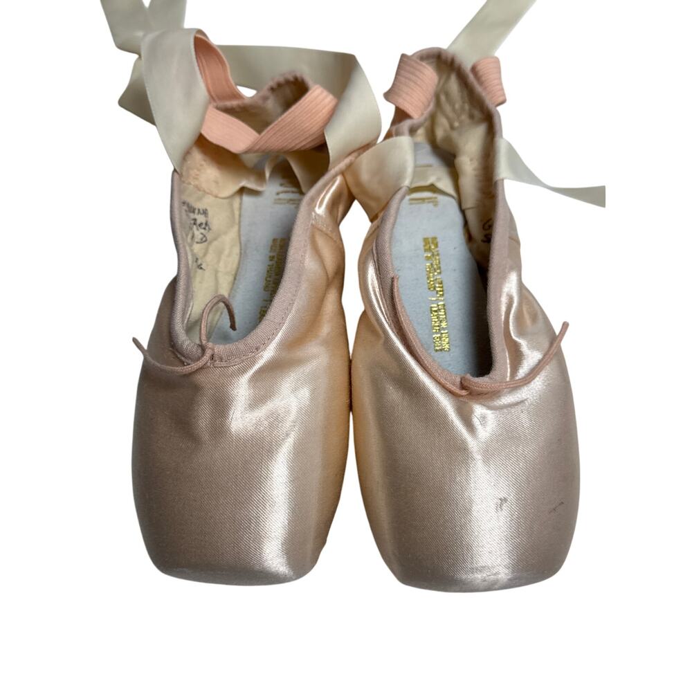 Bloch Signature Rehearsal Pointe Ballet Shoes Pink Sz 4.5 Ribbons Elastic Incld